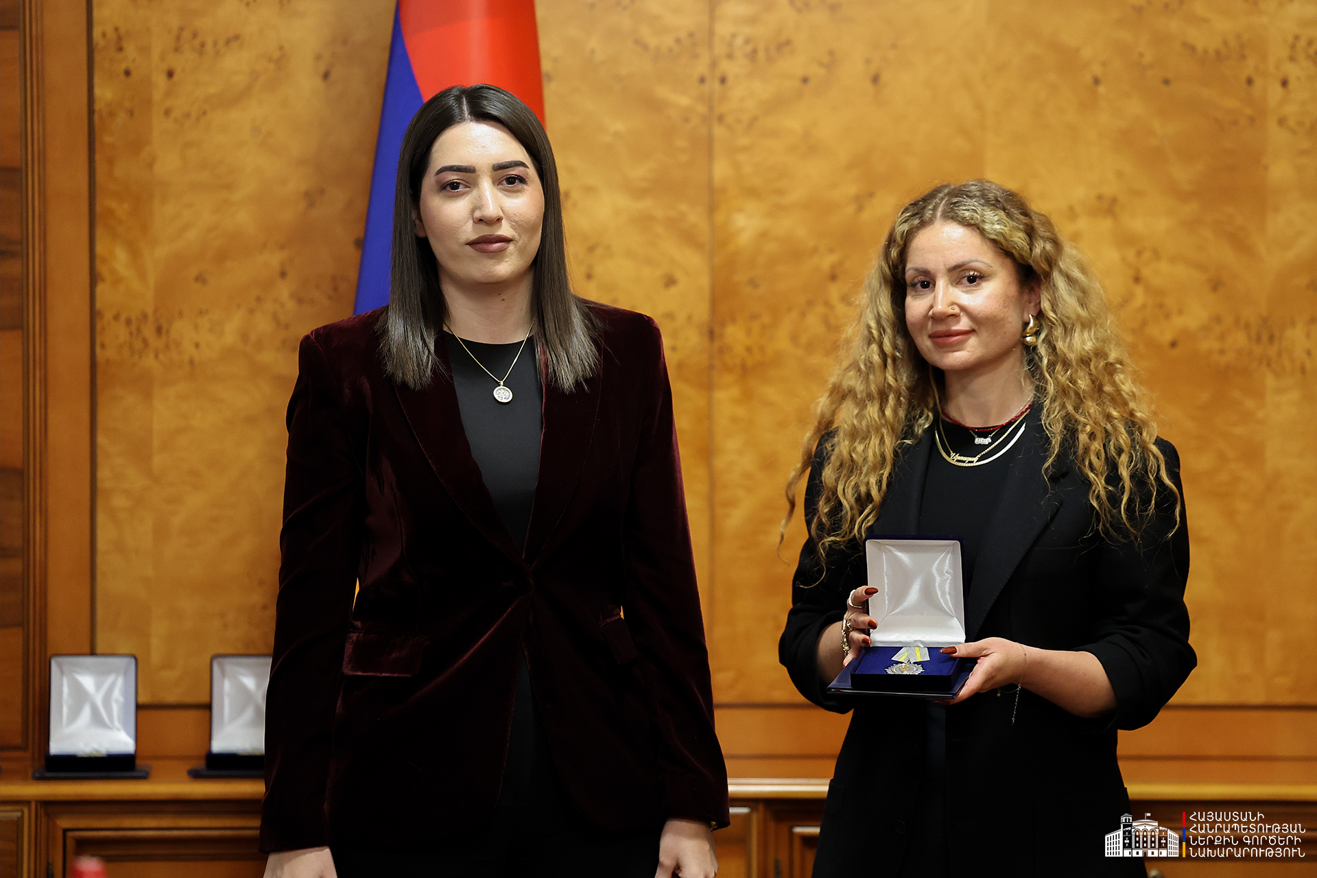 Արուսյան Մարտիրոսյանը պարգևատրվում է ՆԳ նախարարի կողմից