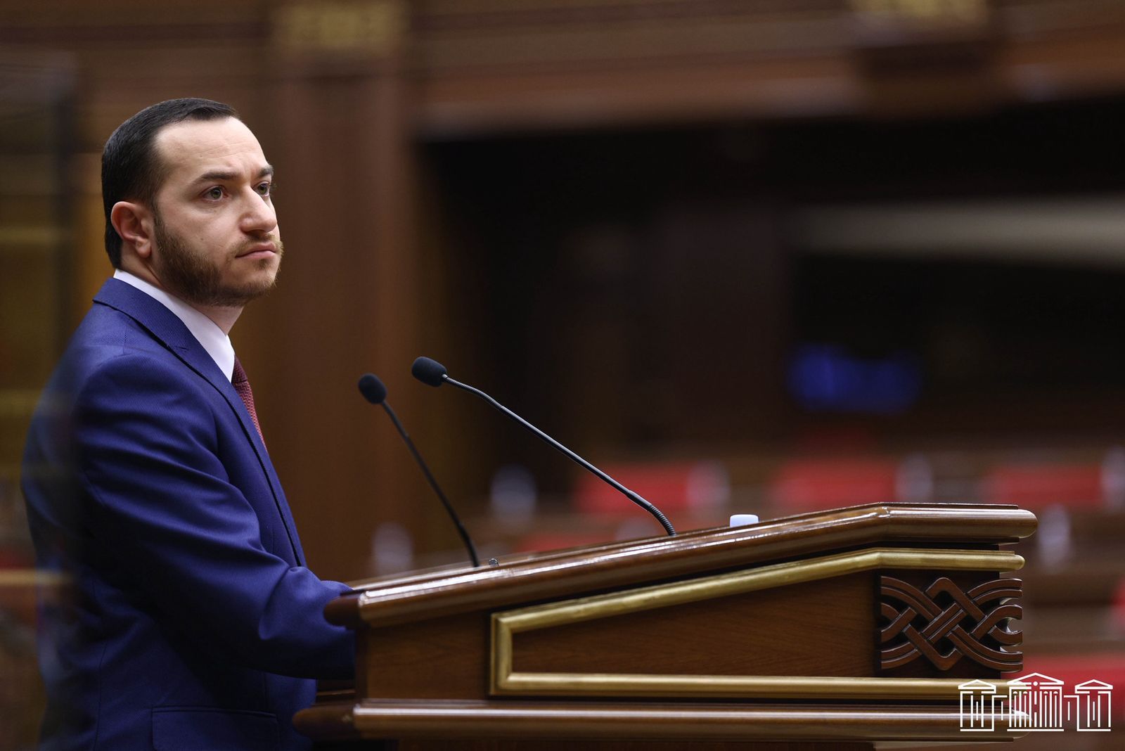 Mkhitar Hayrapetyan presented the candidate for Chair of the Information Systems Regulatory Commission at the National Assembly
