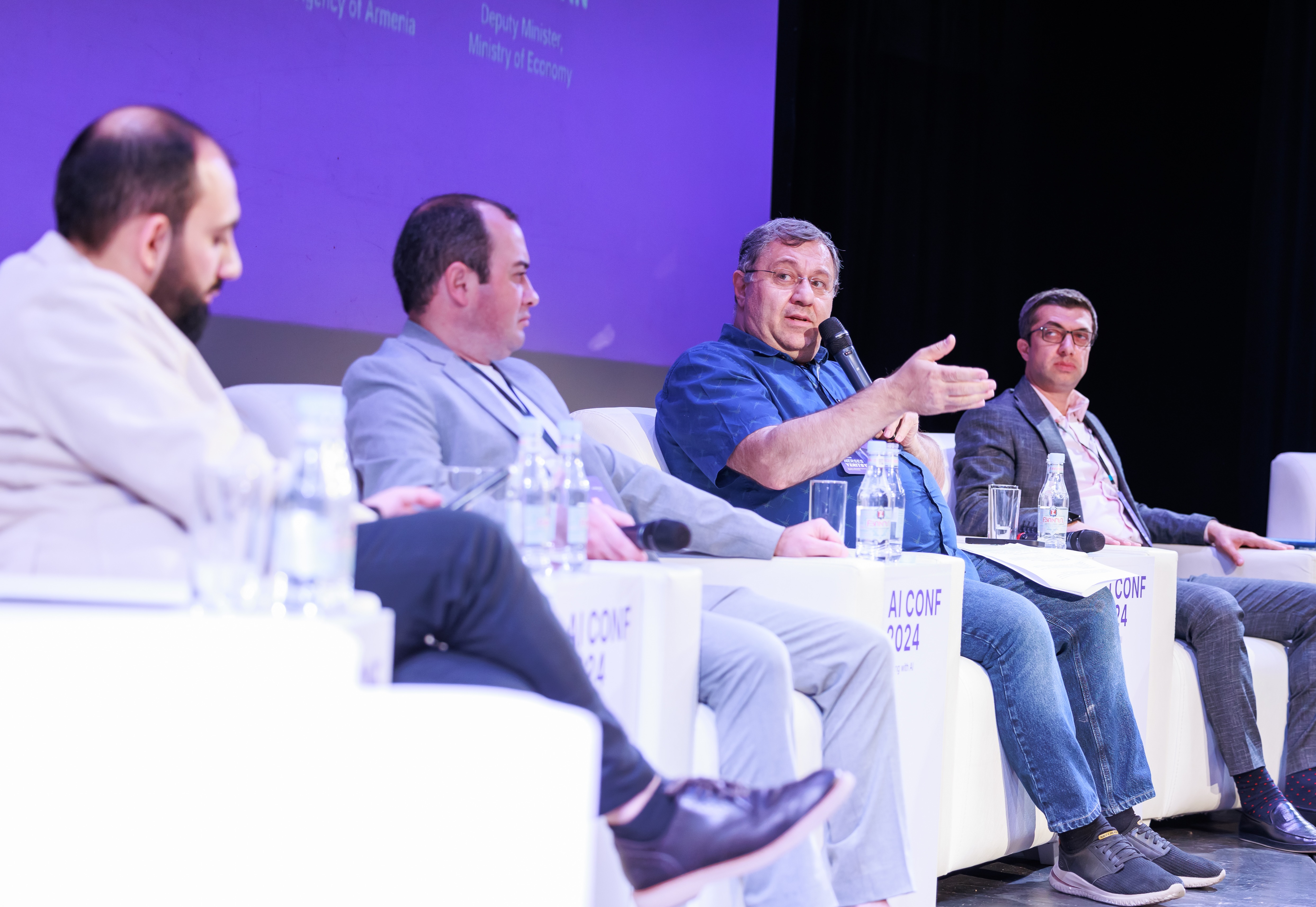 Nerses Yeritsyan, Director of the Information Systems Agency (ISAA), speaking at AIconf 2024 about the role of AI in improving government processes.